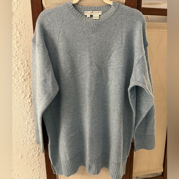 Real clothes iced Blue Women's Crewneck Sweater from Saks Fifth ave. Lambswool. - Picture 1 of 3